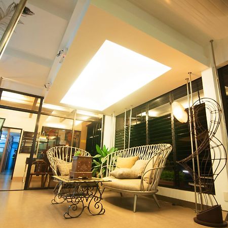 Avenue One Hotel Upper Digos Kültér fotó